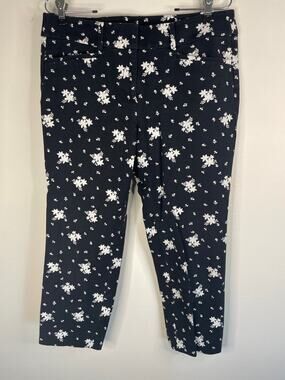 Loft  The Rivera Pant Capri Marisa Black White Floral Pants Size 8